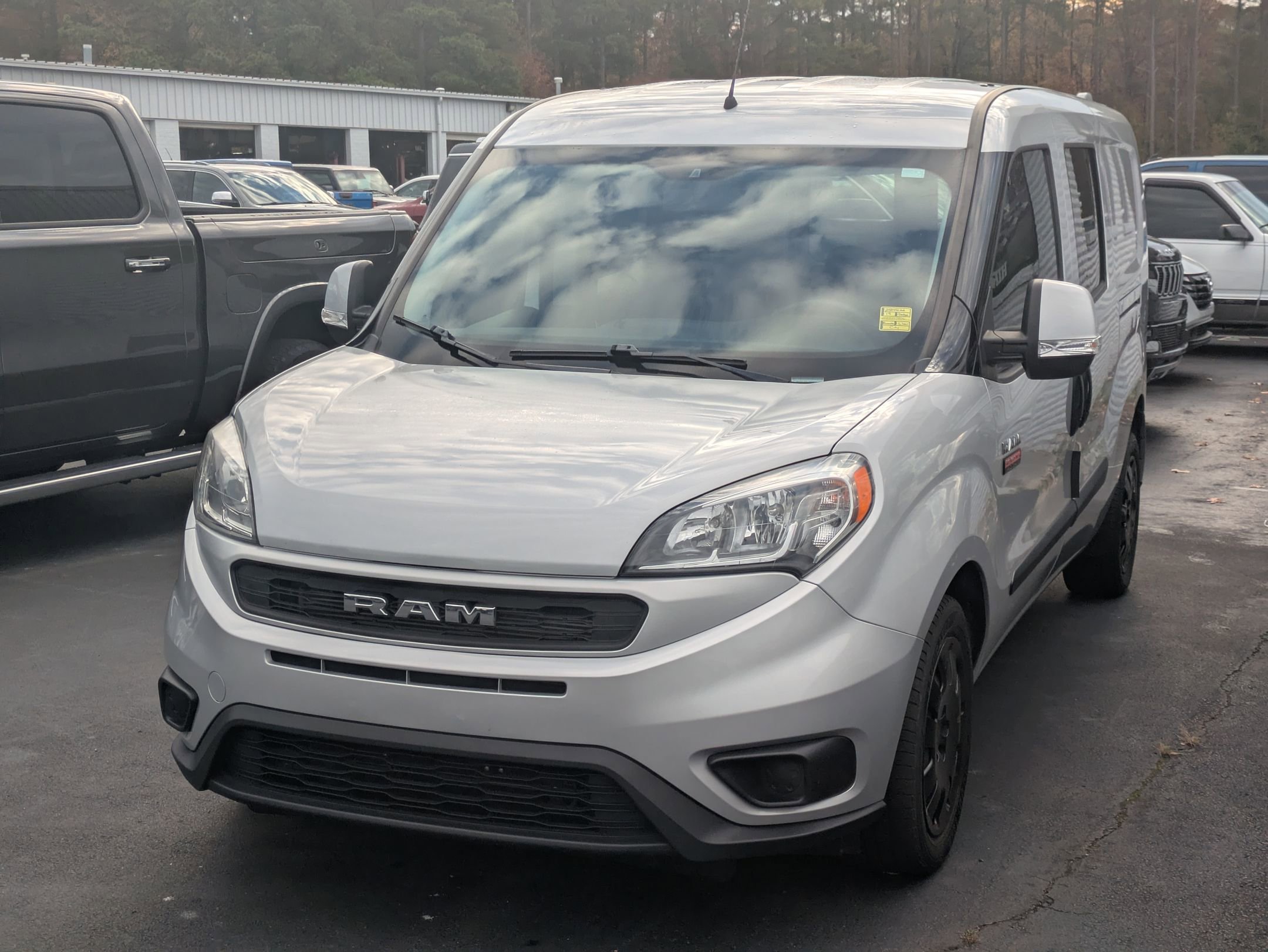 2019 Ram ProMaster City SLT photo 3