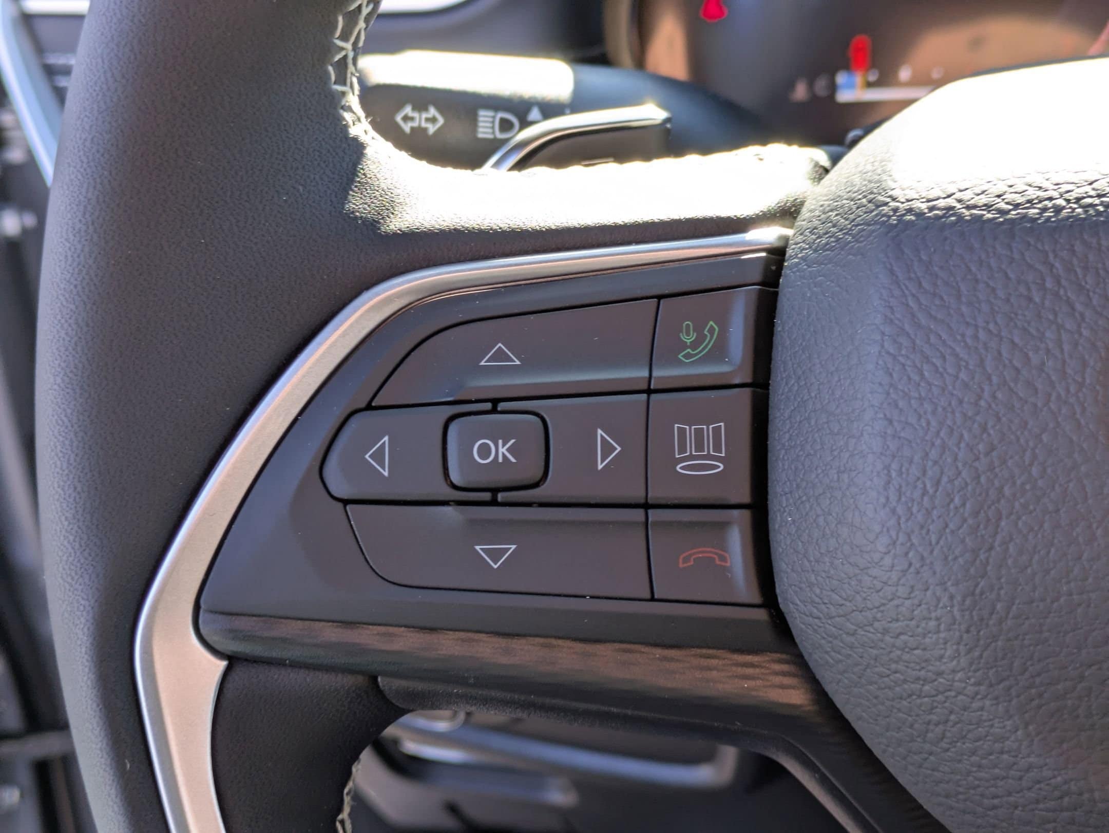 2025 Jeep Grand Cherokee Altitude - Photo 15