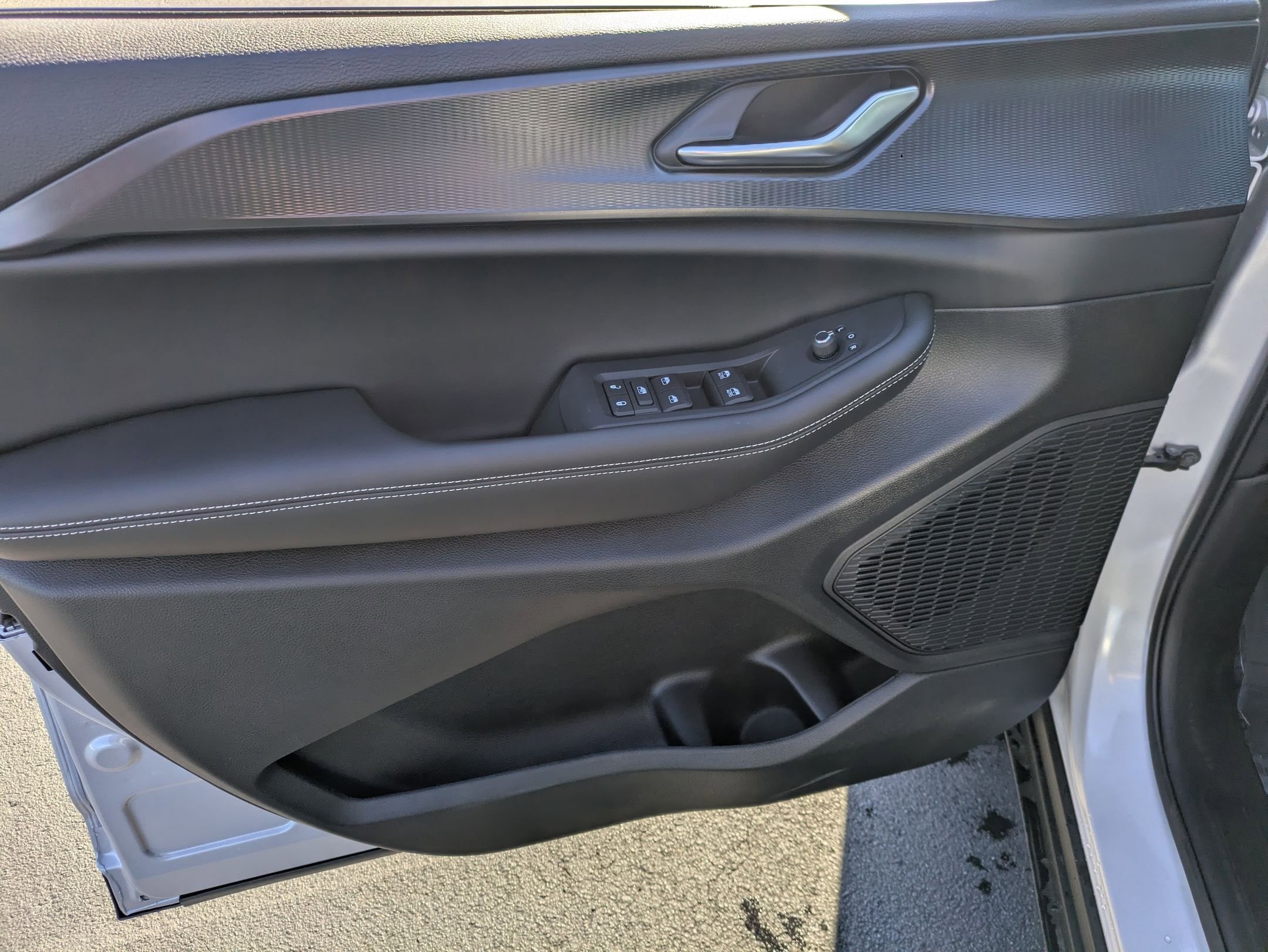 2025 Jeep Grand Cherokee Altitude - Photo 10