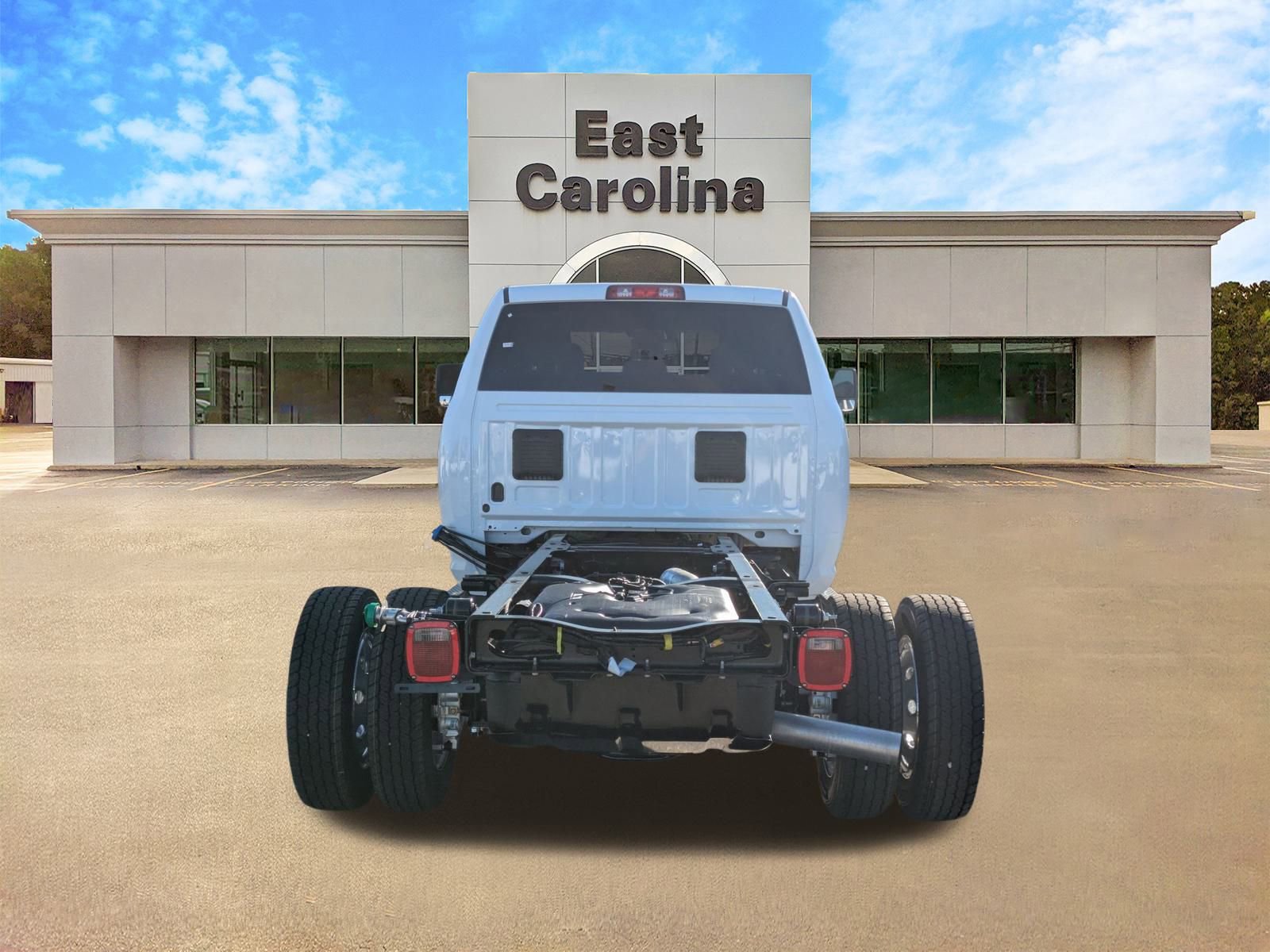 2026 Ram 4500 Tradesman photo 4