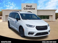2025 Chrysler Pacifica Select Passenger Van