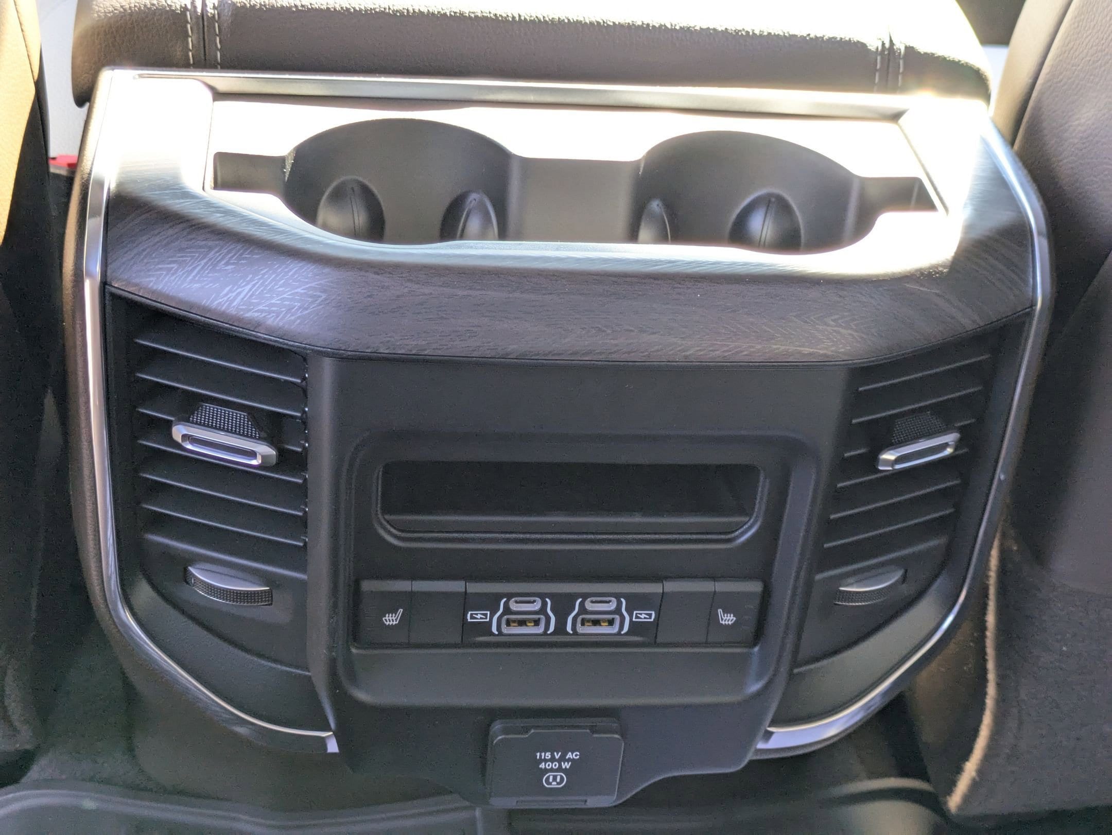 2026 RAM 2500 Laramie - Photo 25