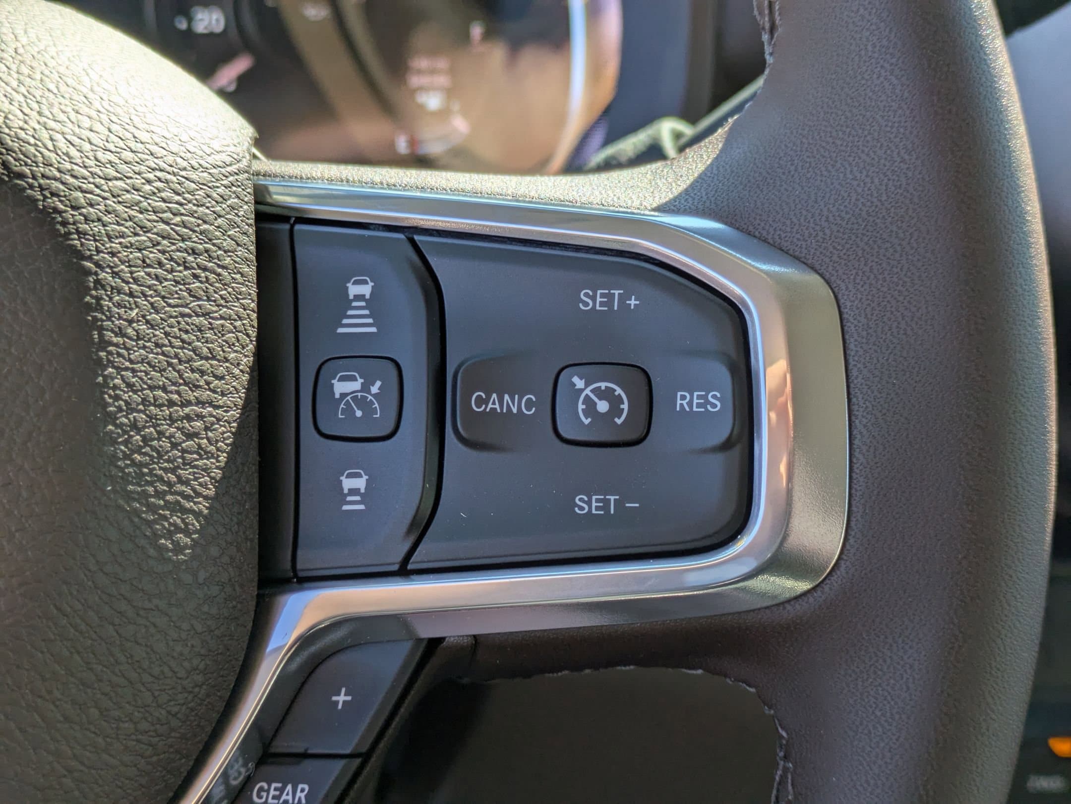 2026 RAM 2500 Laramie - Photo 17