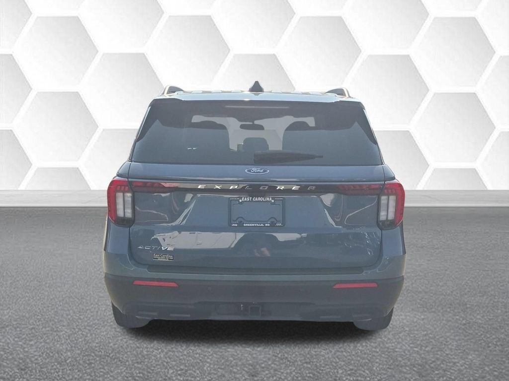 Used 2025 Ford Explorer Active SUV