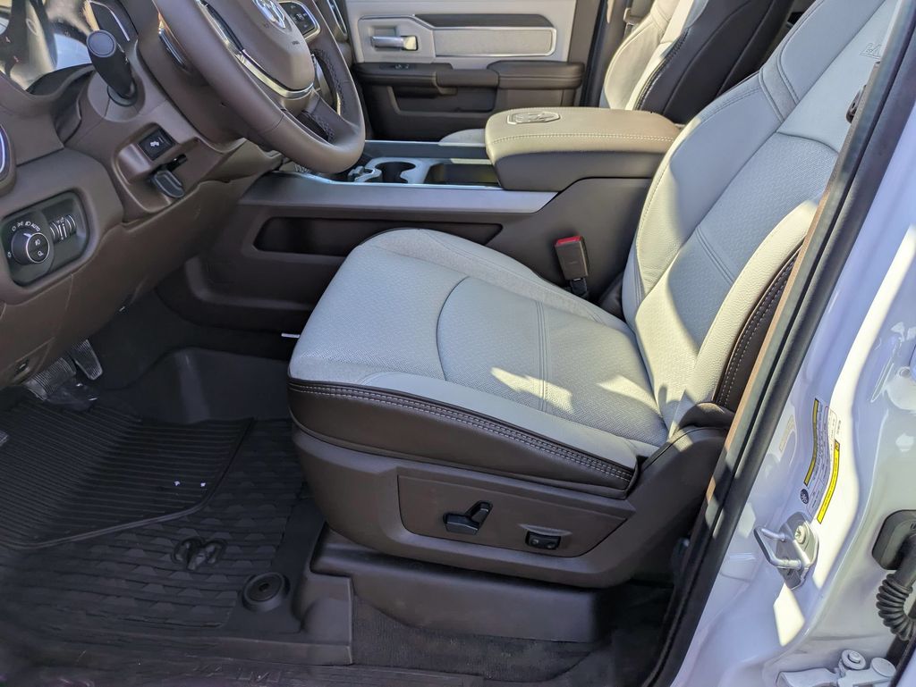 2026 RAM 2500 Laramie - Photo 13