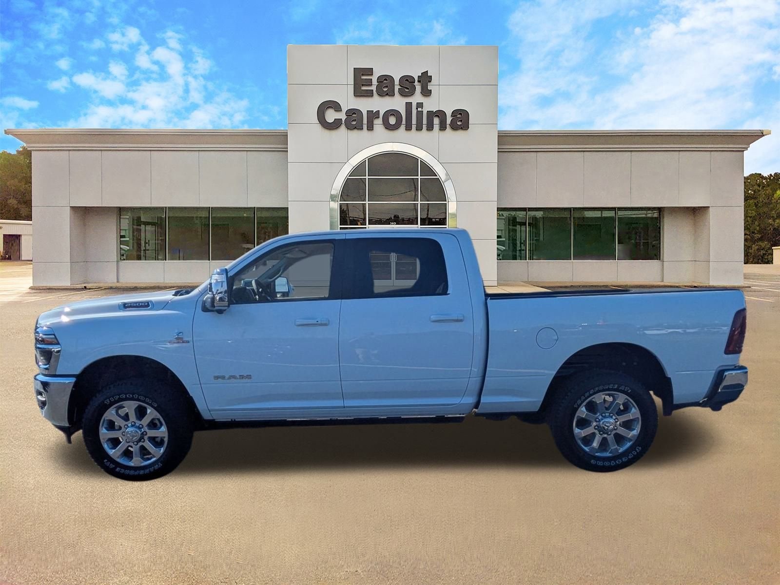 2026 RAM 2500 Laramie - Photo 7
