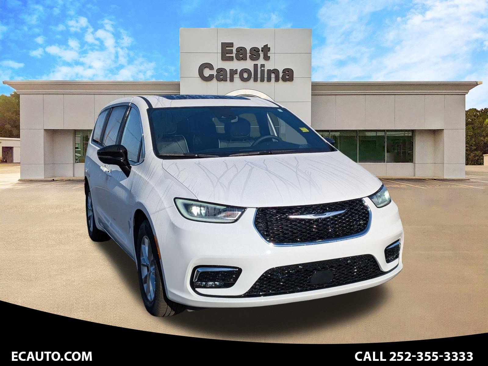2026 Chrysler Pacifica Limited's photo