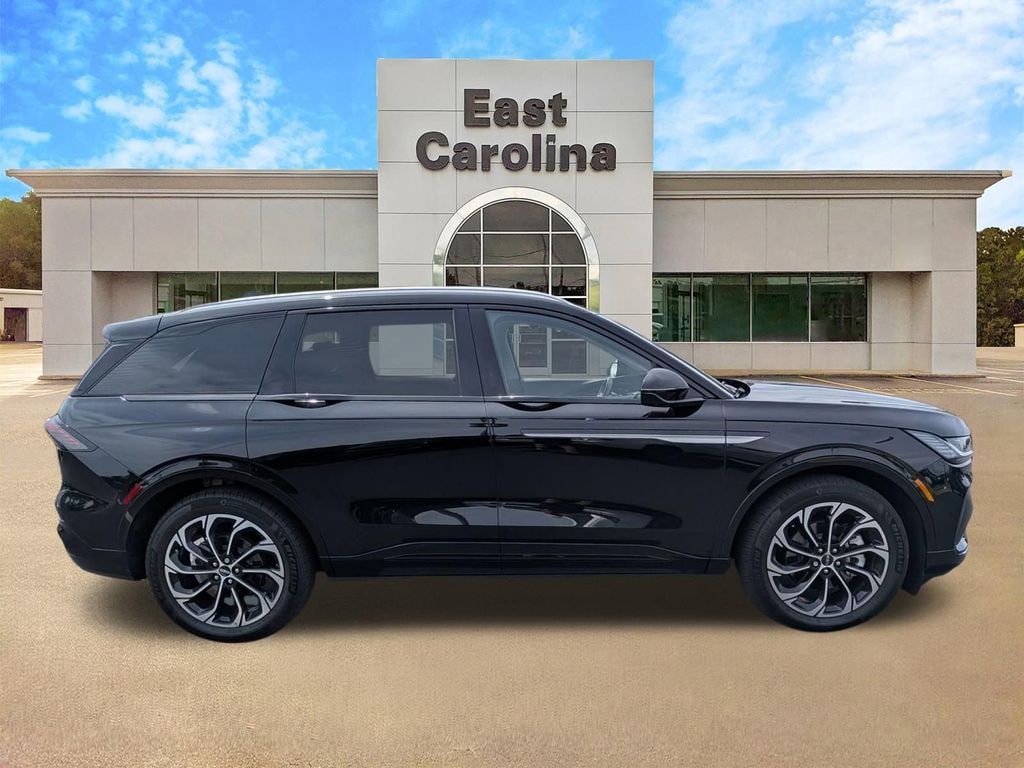 Used 2025 Lincoln Nautilus Reserve SUV