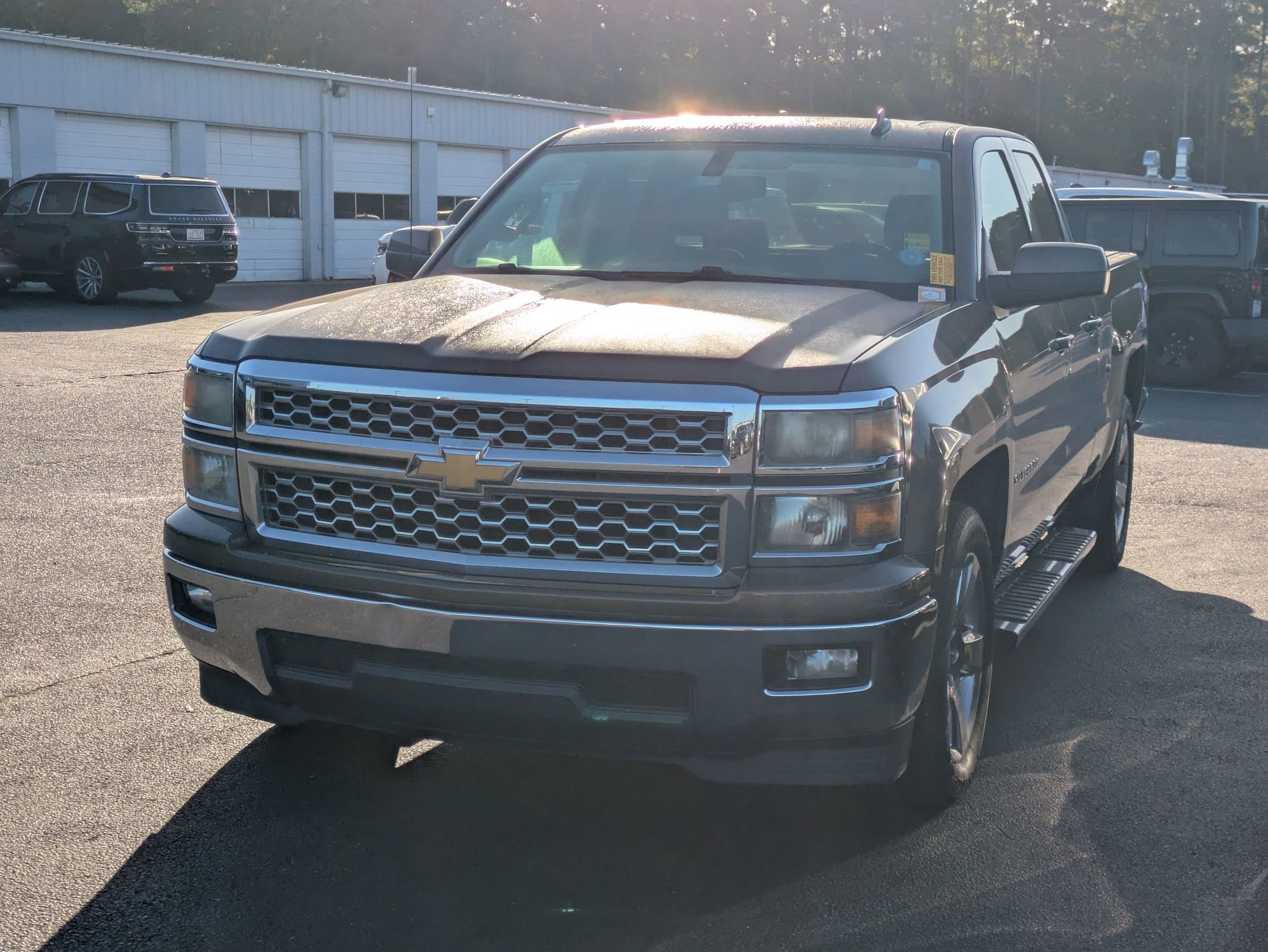 2014 Chevrolet Silverado 1500 LT photo 3