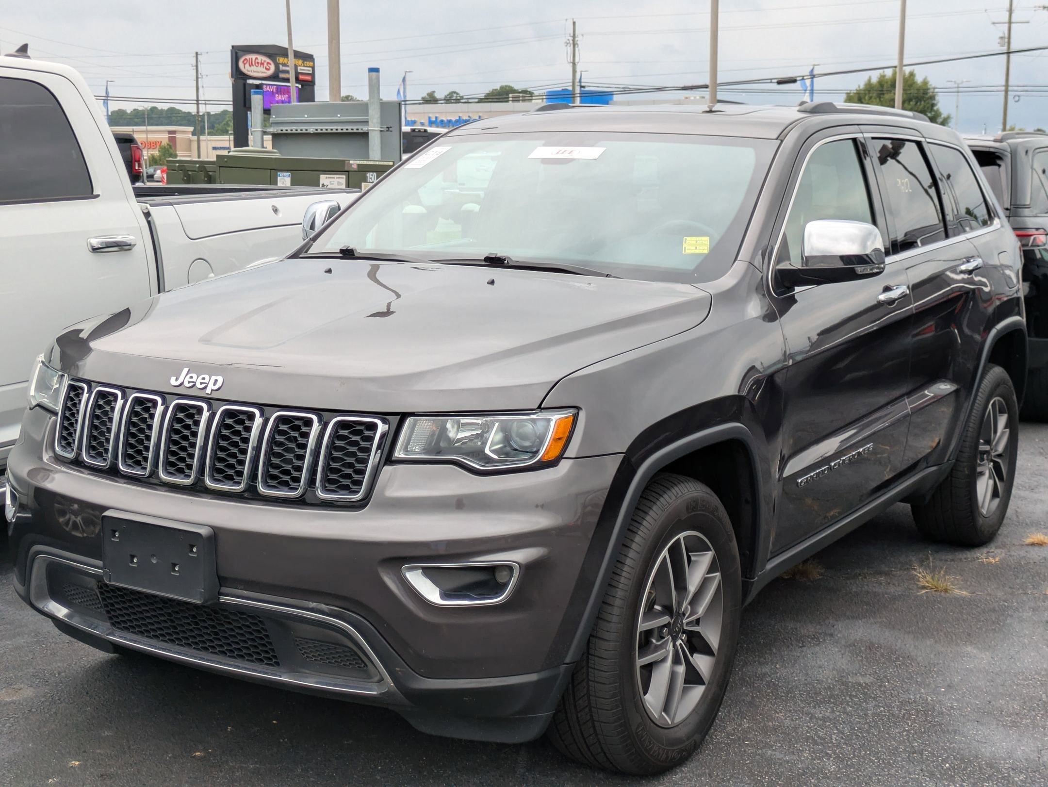2021 Jeep Grand Cherokee Limited photo 2