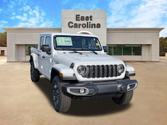 2026 Jeep Gladiator Sahara Pickup