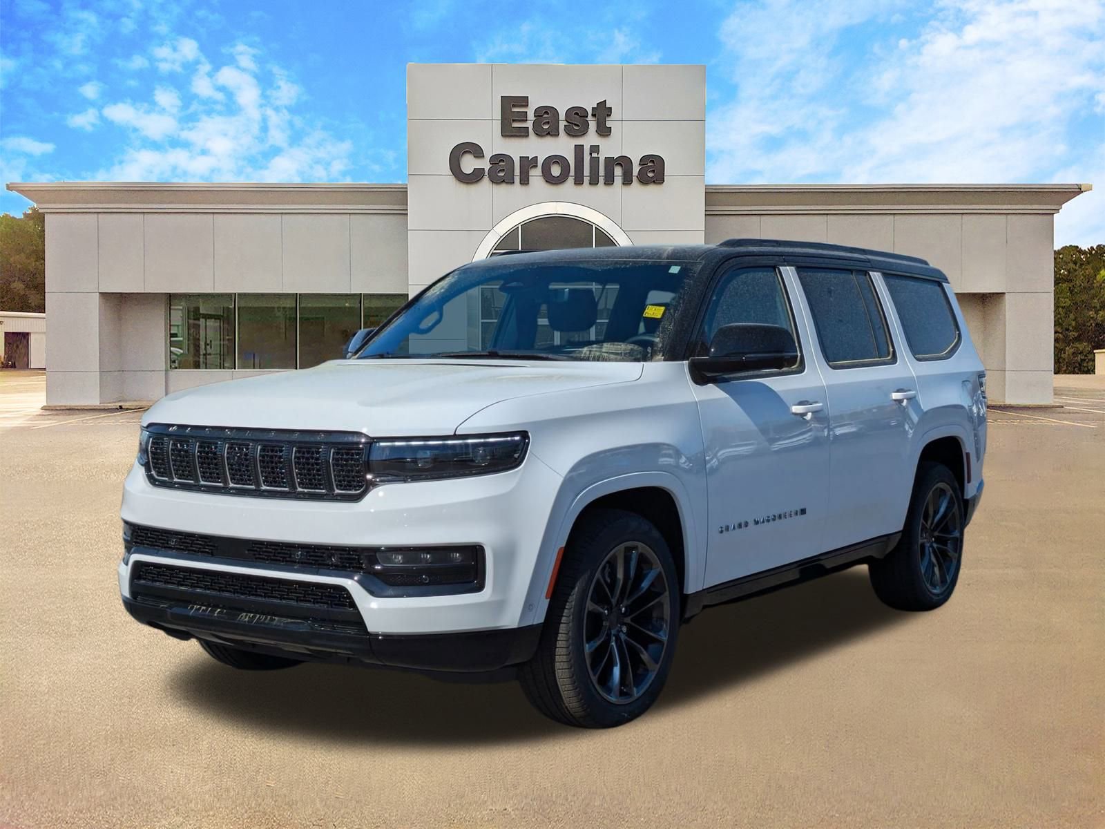 2025 Jeep Grand Wagoneer II photo 4
