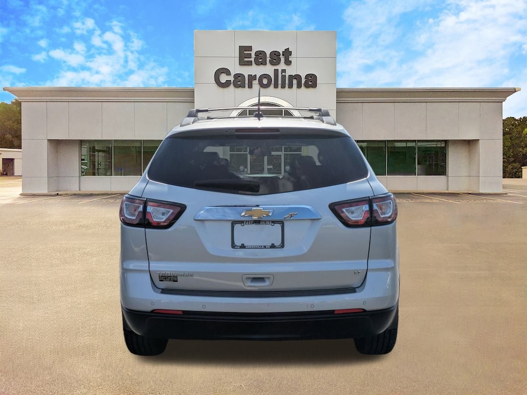 Used 2017 Chevrolet Traverse LT SUV