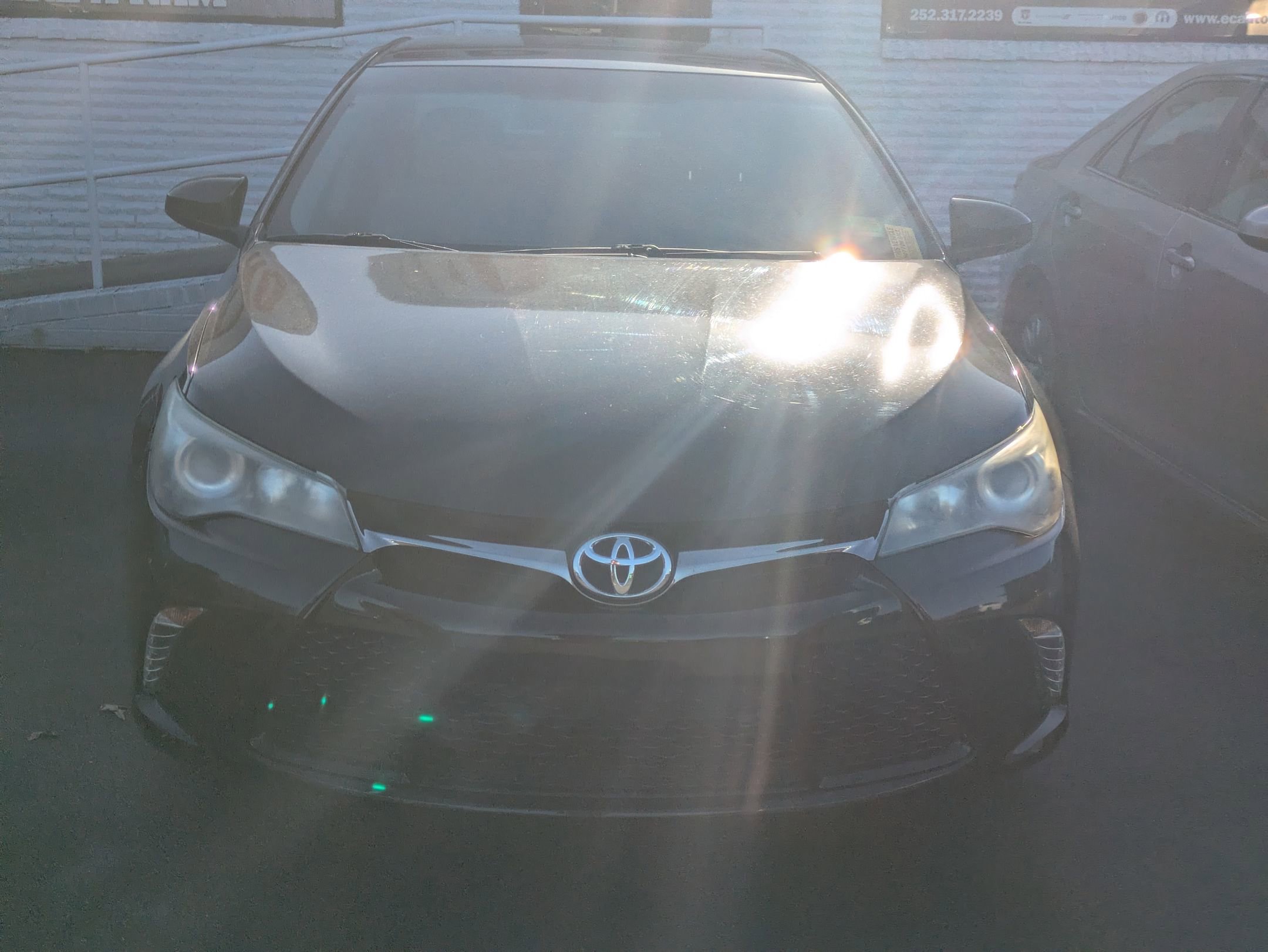 2017 Toyota Camry XLE XSE photo 2