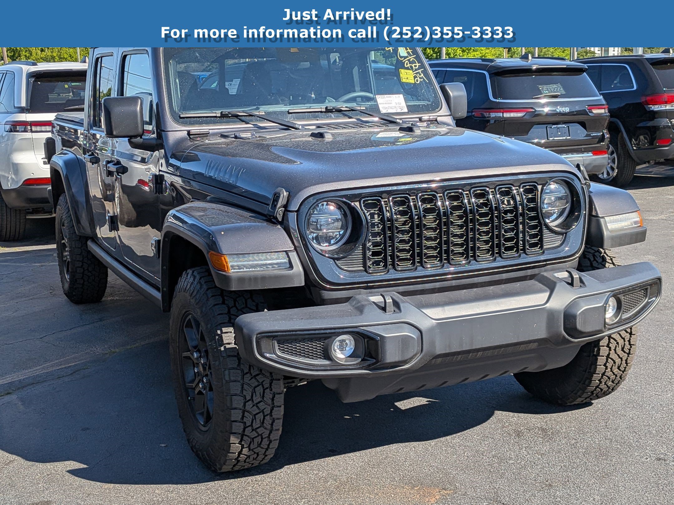 2024 Jeep Gladiator Willys's photo