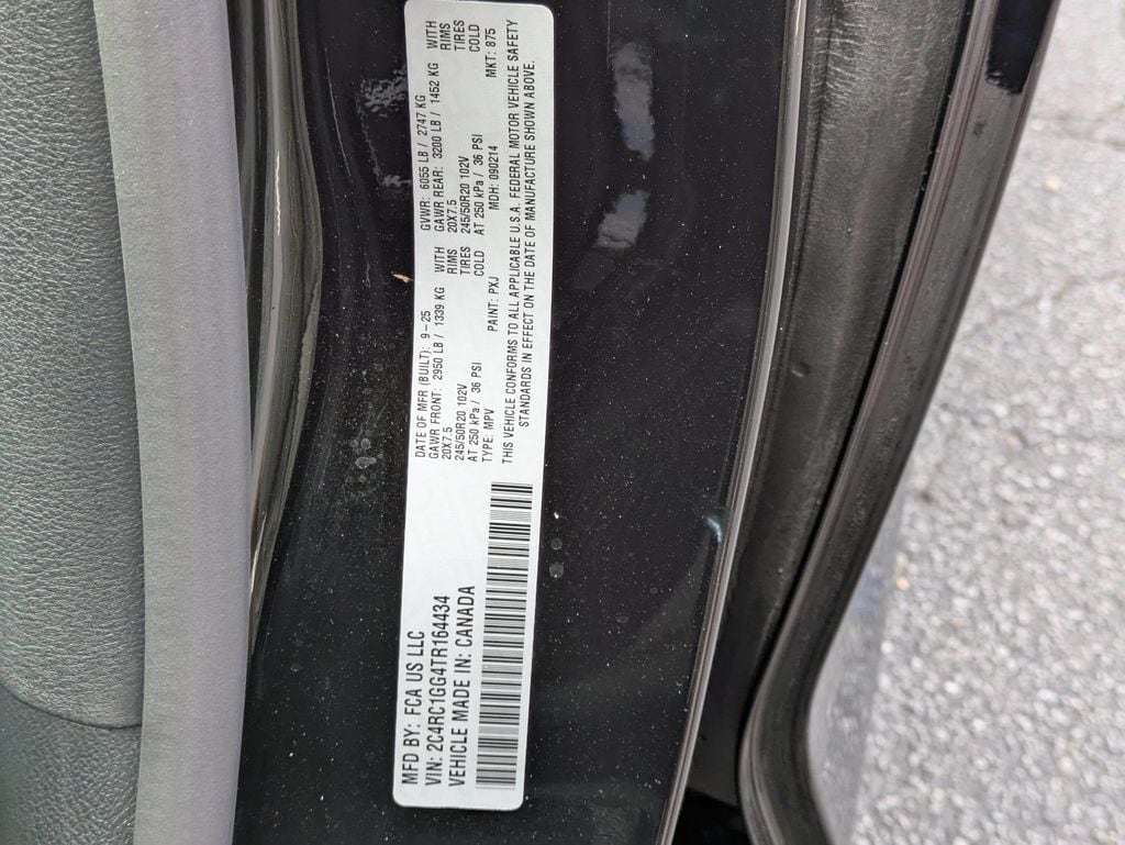 2026 Chrysler Pacifica Limited - Photo 38