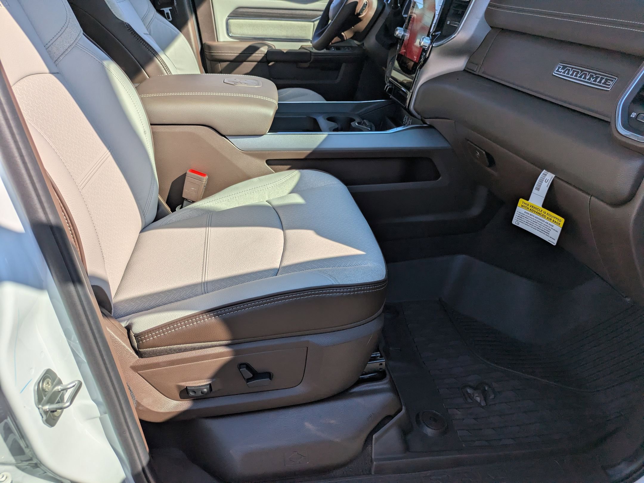 2026 RAM 2500 Laramie - Photo 36