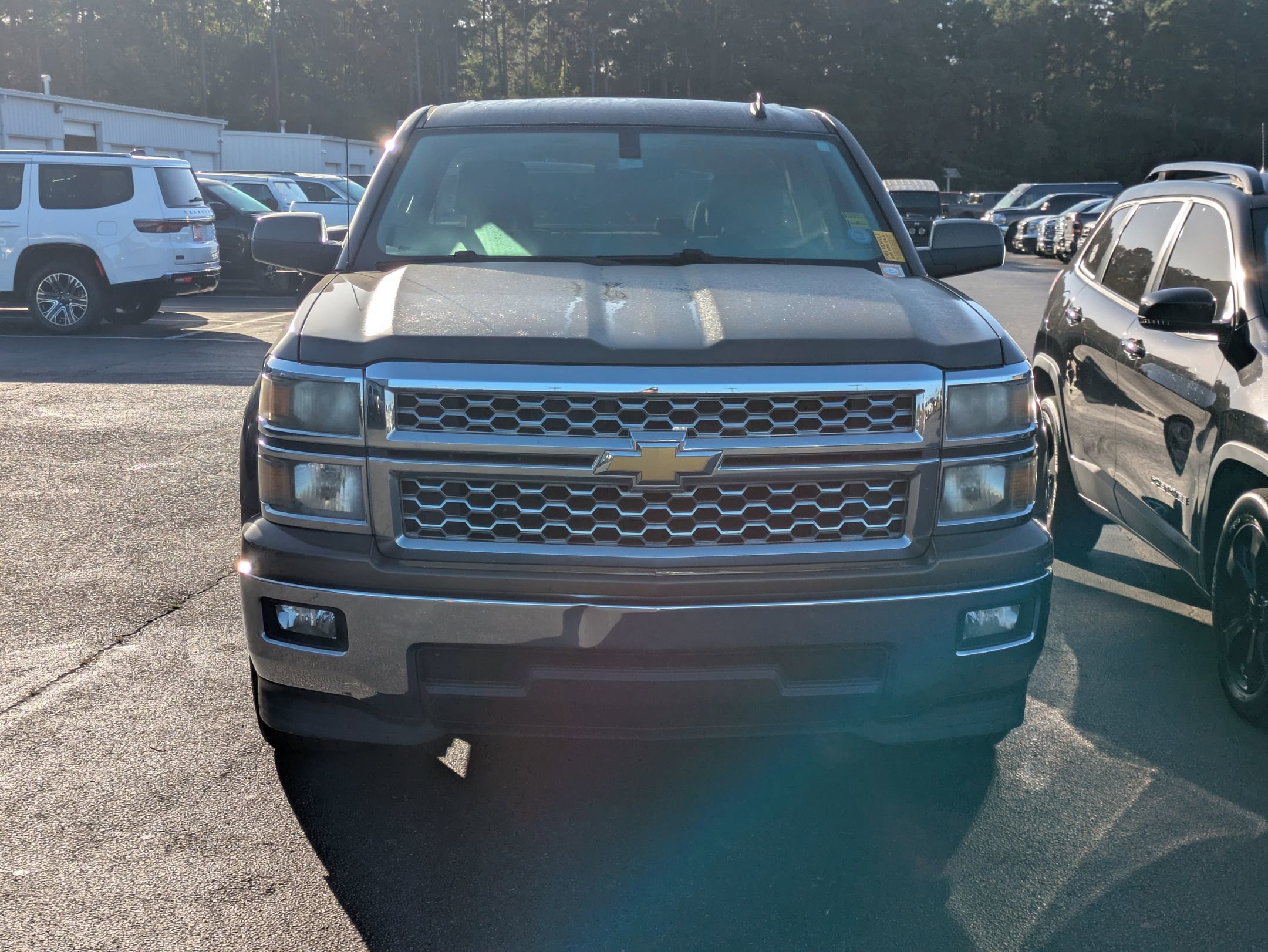 2014 Chevrolet Silverado 1500 LT photo 2