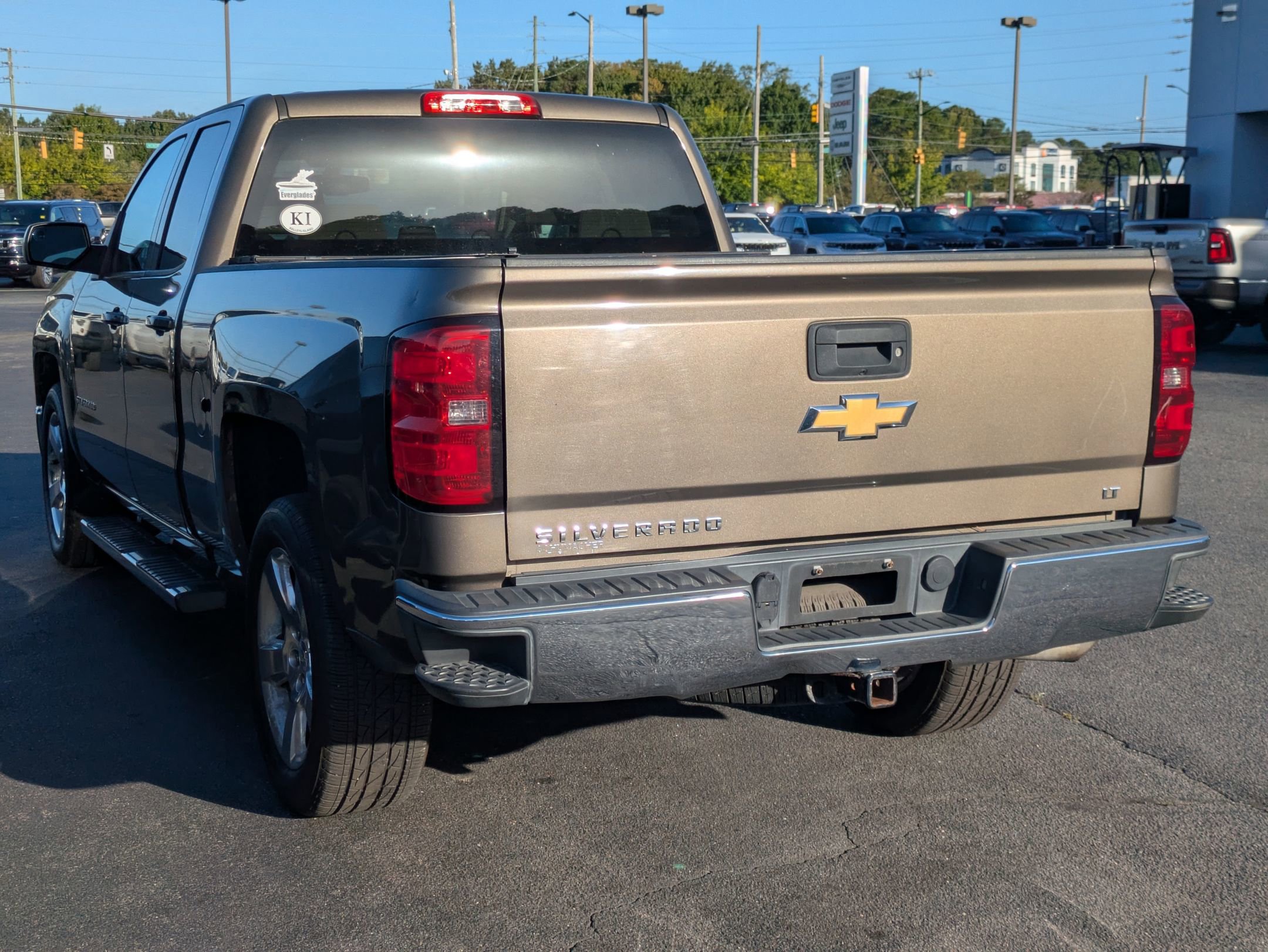 2014 Chevrolet Silverado 1500 LT photo 4