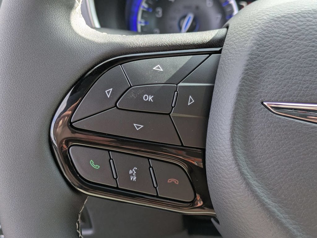 2026 Chrysler Pacifica Limited - Photo 16