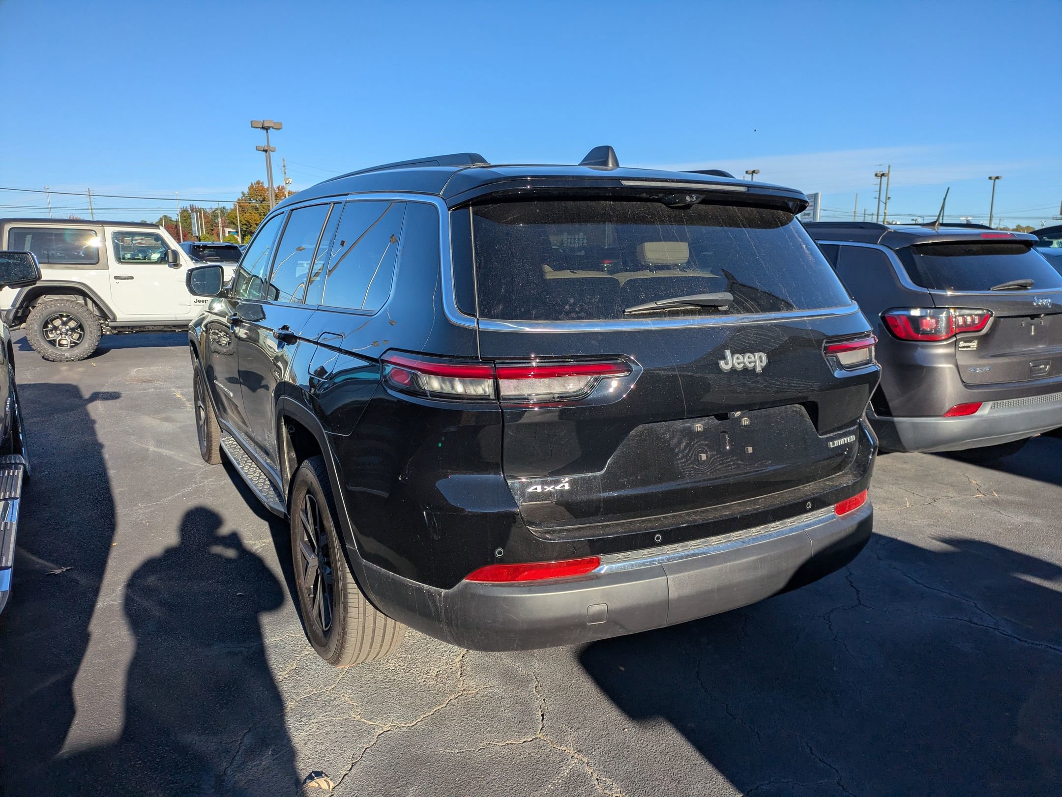 2024 Jeep Grand Cherokee Limited photo 3