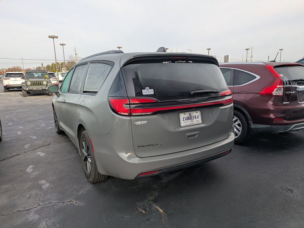 Used 2021 Chrysler Pacifica Touring Van Passenger Van