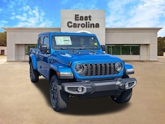 2026 Jeep Gladiator Sahara Pickup