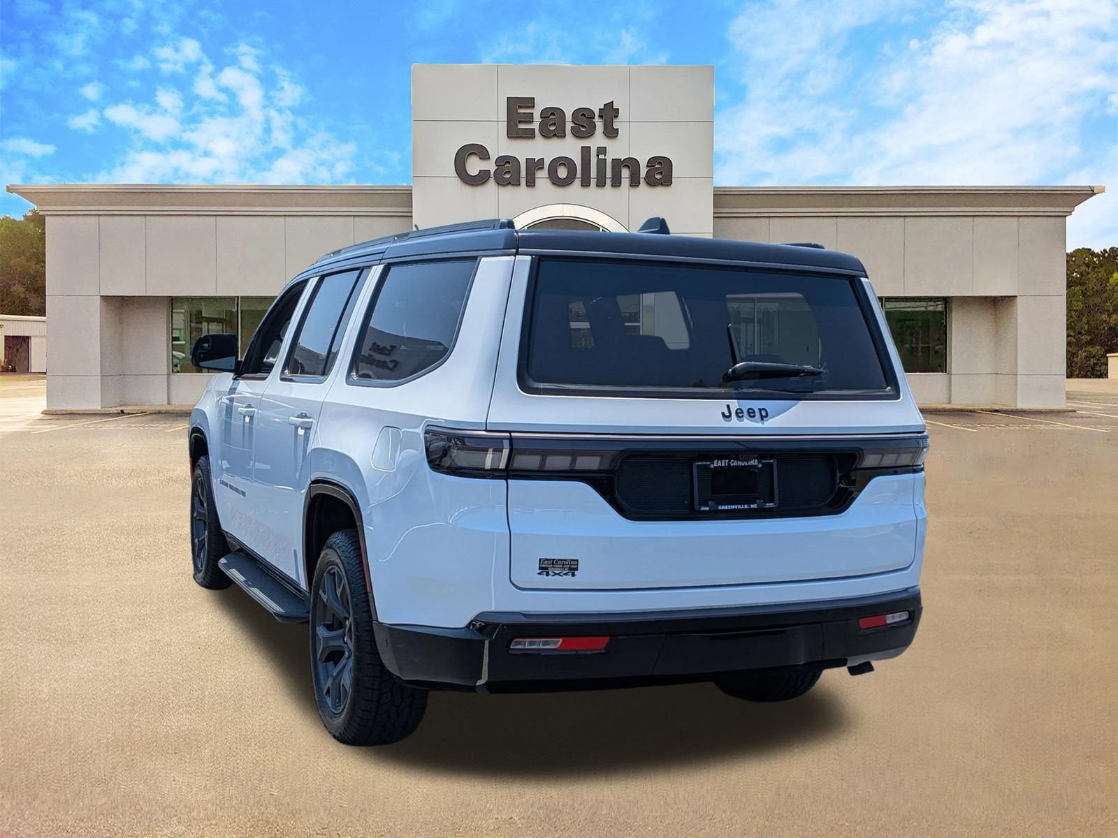 View vehicle photo 5