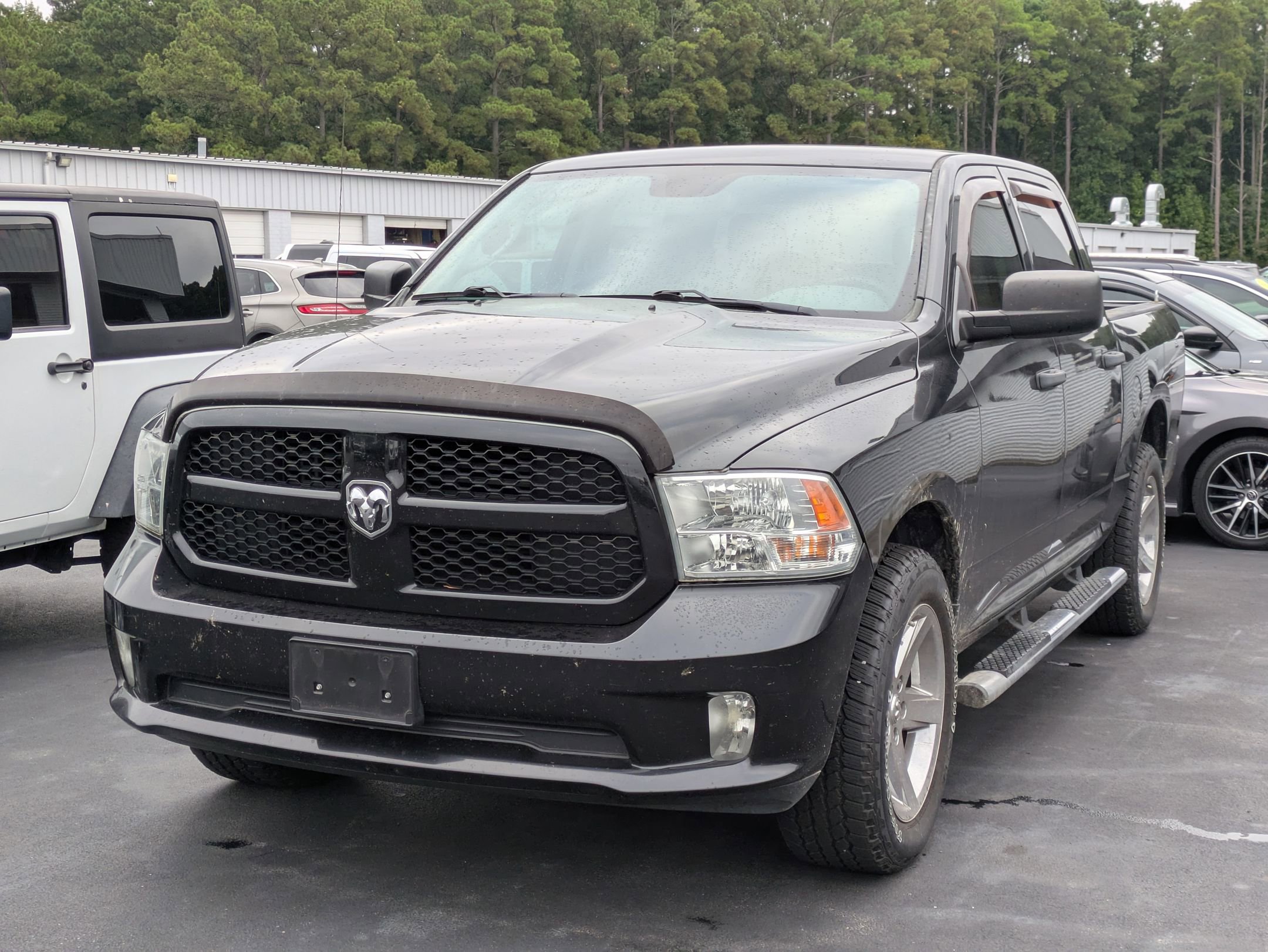 2016 Ram 1500 Express photo 3