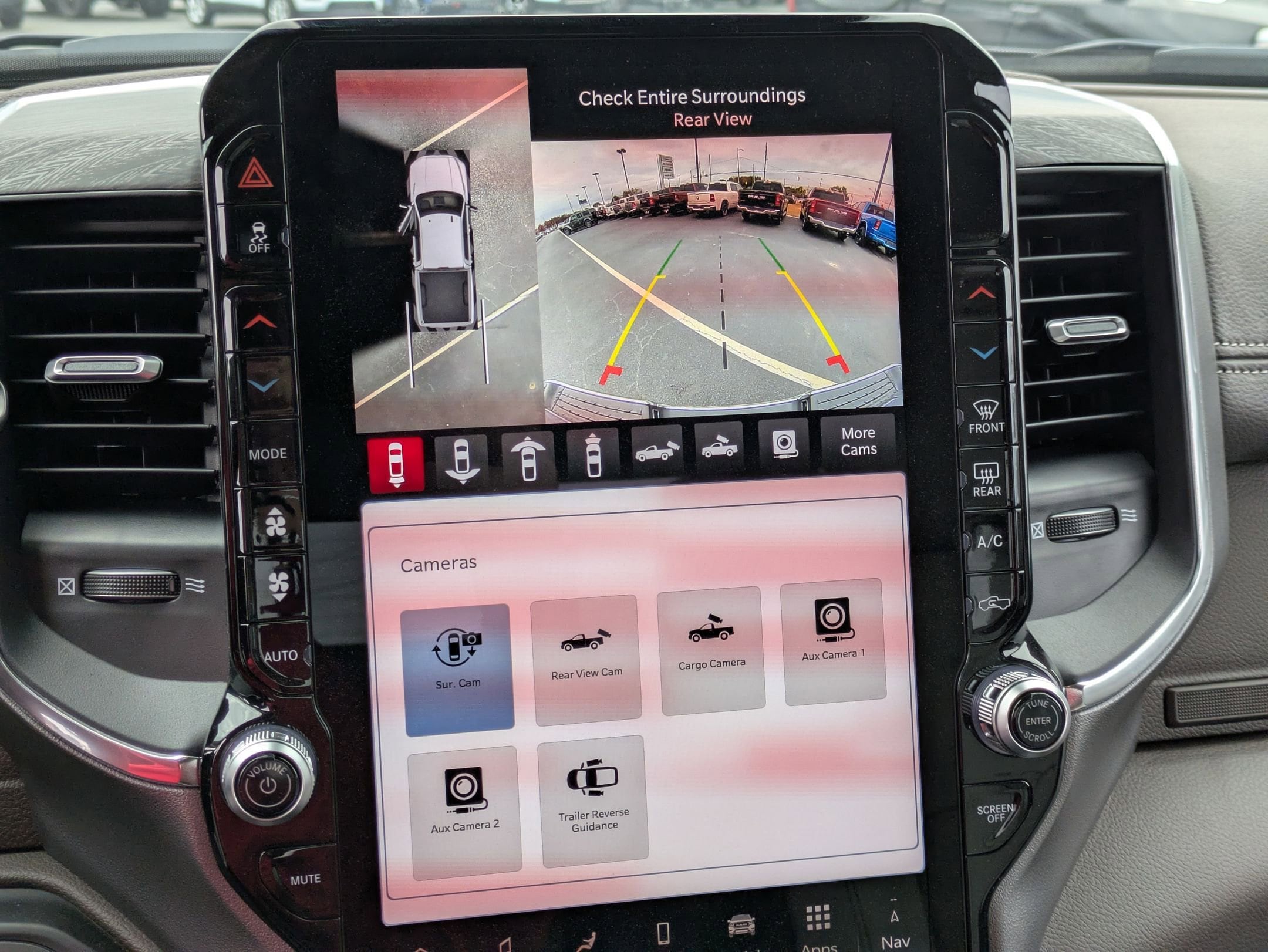 2026 RAM 2500 Laramie - Photo 20