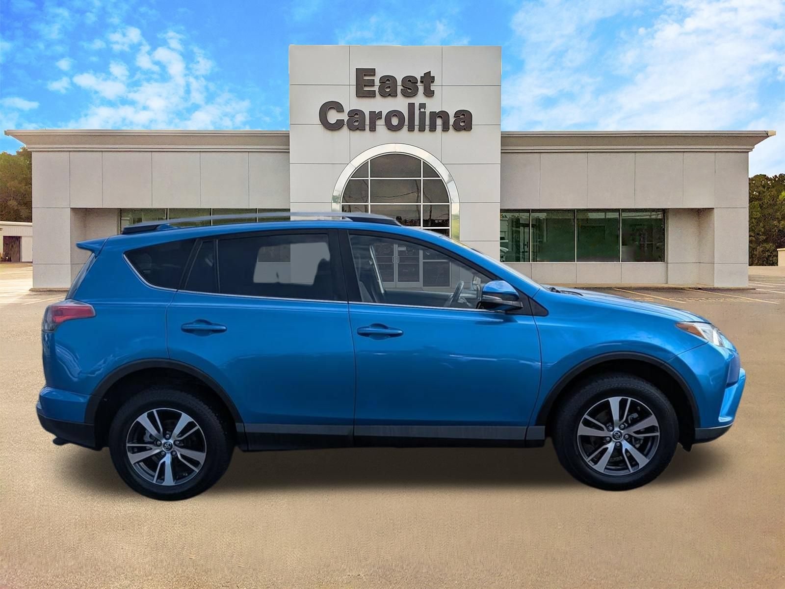 Used 2017 Toyota RAV4 XLE with VIN JTMWFREV1HD095805 for sale in Greenville, NC