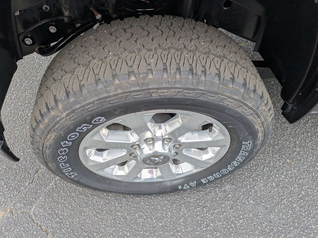 2026 RAM 2500 Laramie - Photo 9