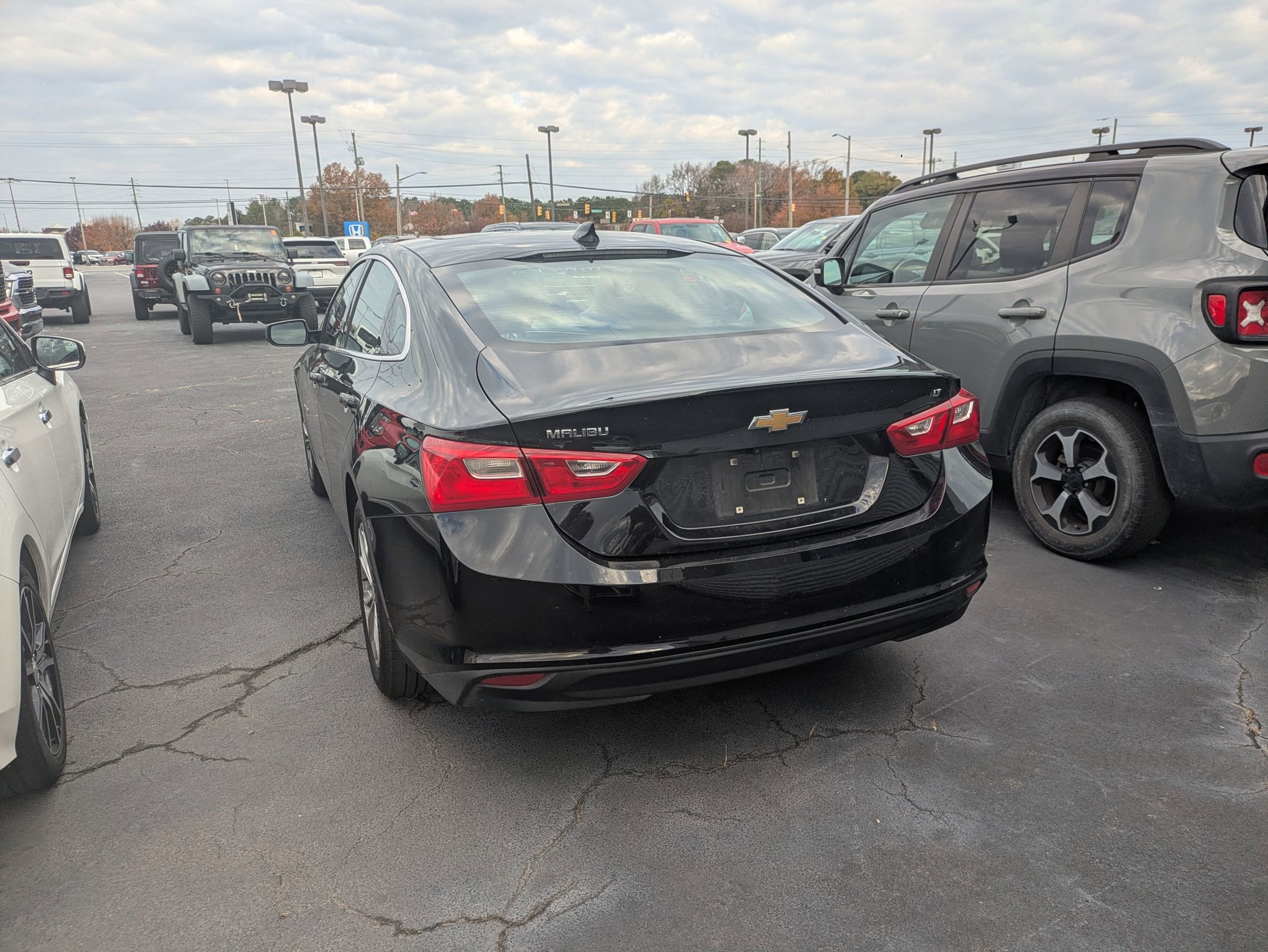 2023 Chevrolet Malibu 1LT photo 4