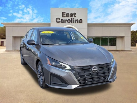 2025 Nissan Altima 2.5 SV Sedan