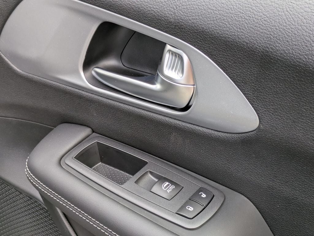 2026 Chrysler Pacifica Limited - Photo 35