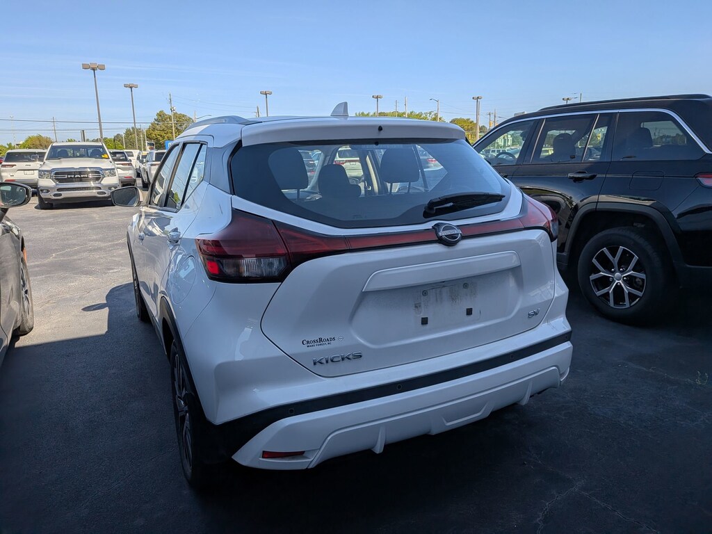 Used 2023 Nissan Kicks SV SUV