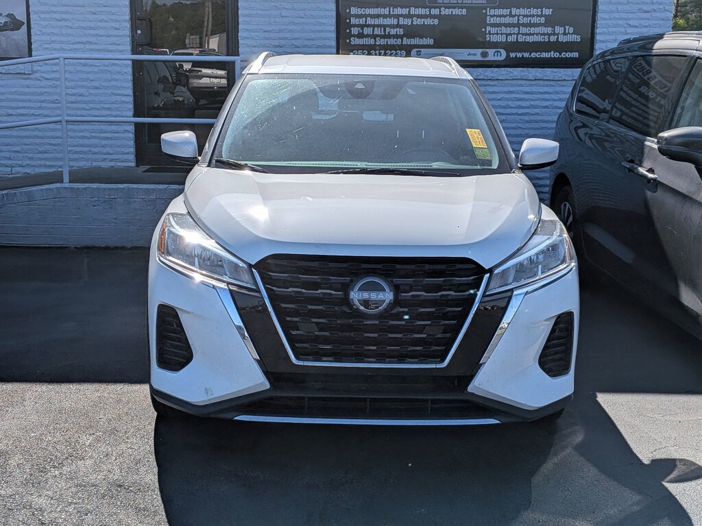Used 2023 Nissan Kicks SV SUV