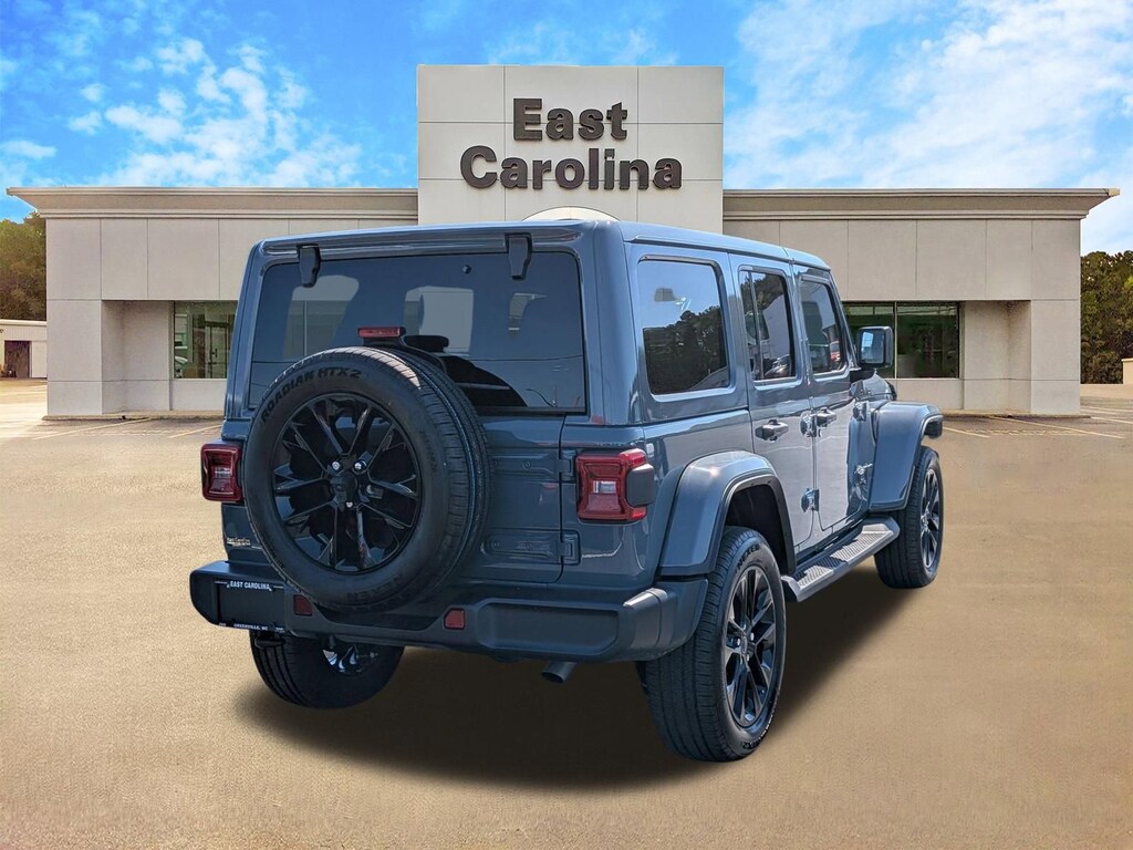 Used 2025 Jeep Wrangler 4xe Sahara SUV