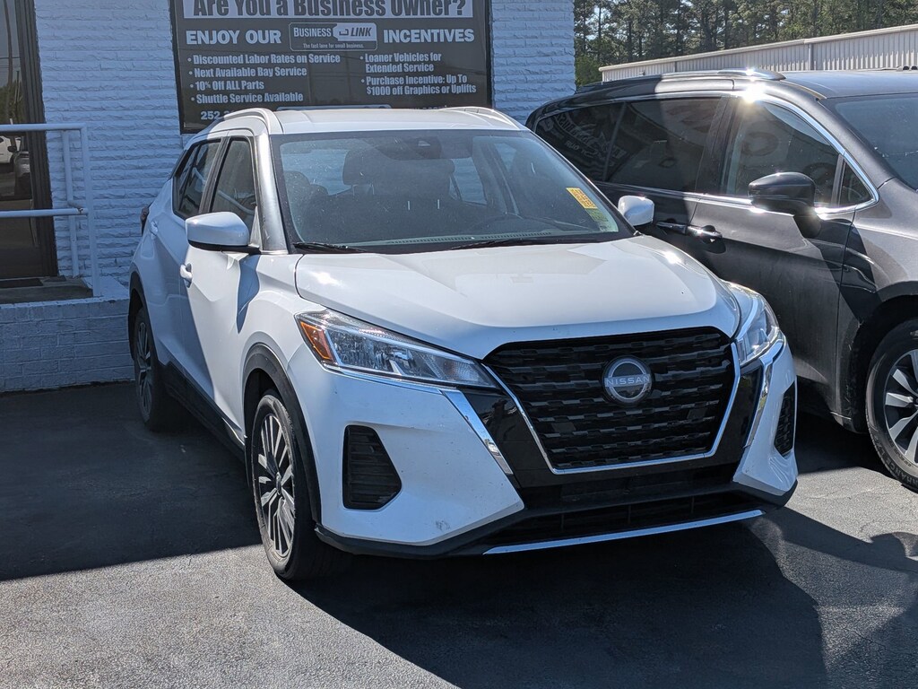 Used 2023 Nissan Kicks SV SUV