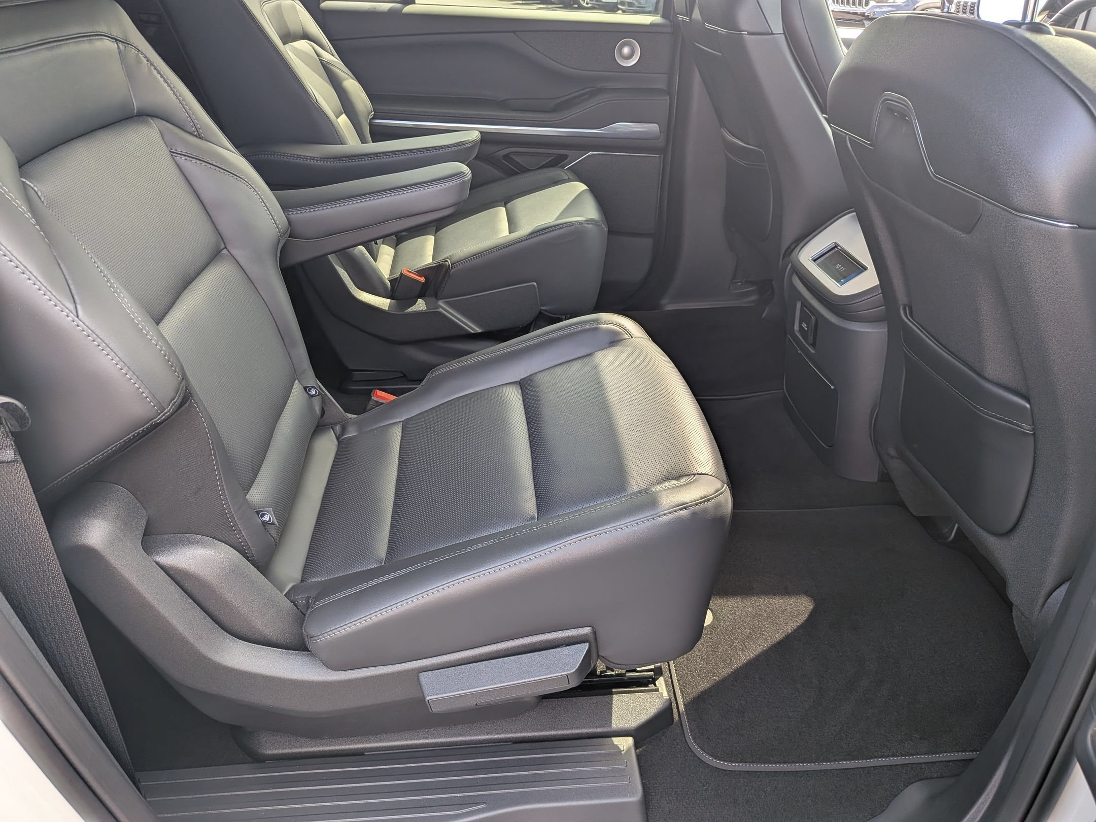 2026 Lincoln Navigator Reserve L - Photo 35