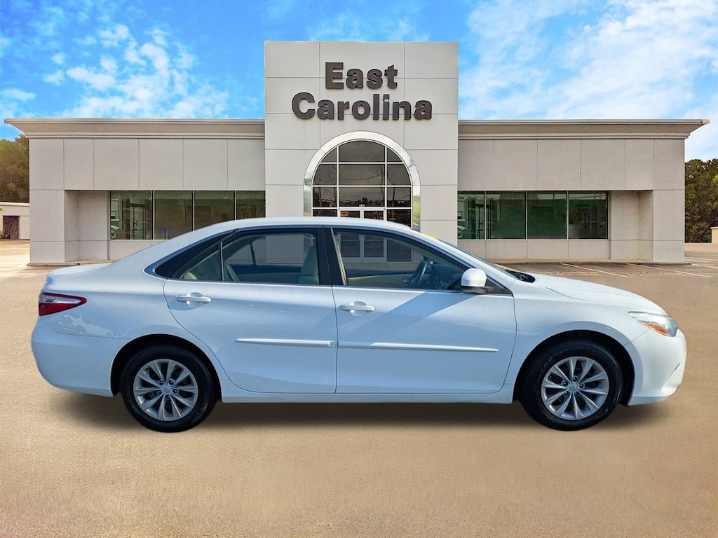 Used 2015 Toyota Camry  Sedan