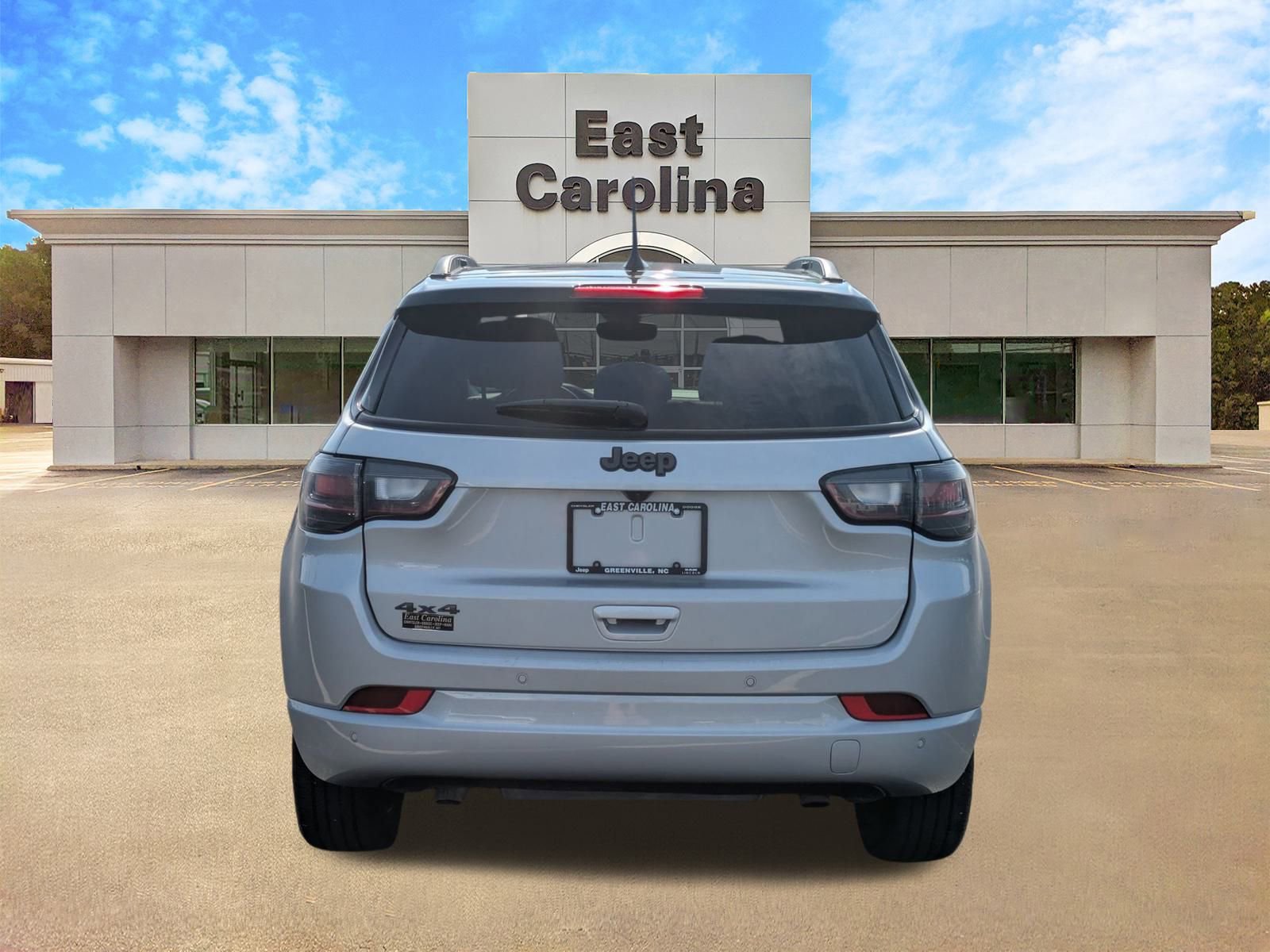 2024 Jeep Compass Limited photo 4