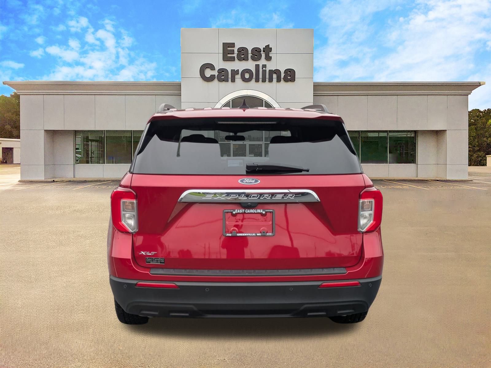 2022 Ford Explorer XLT photo 3