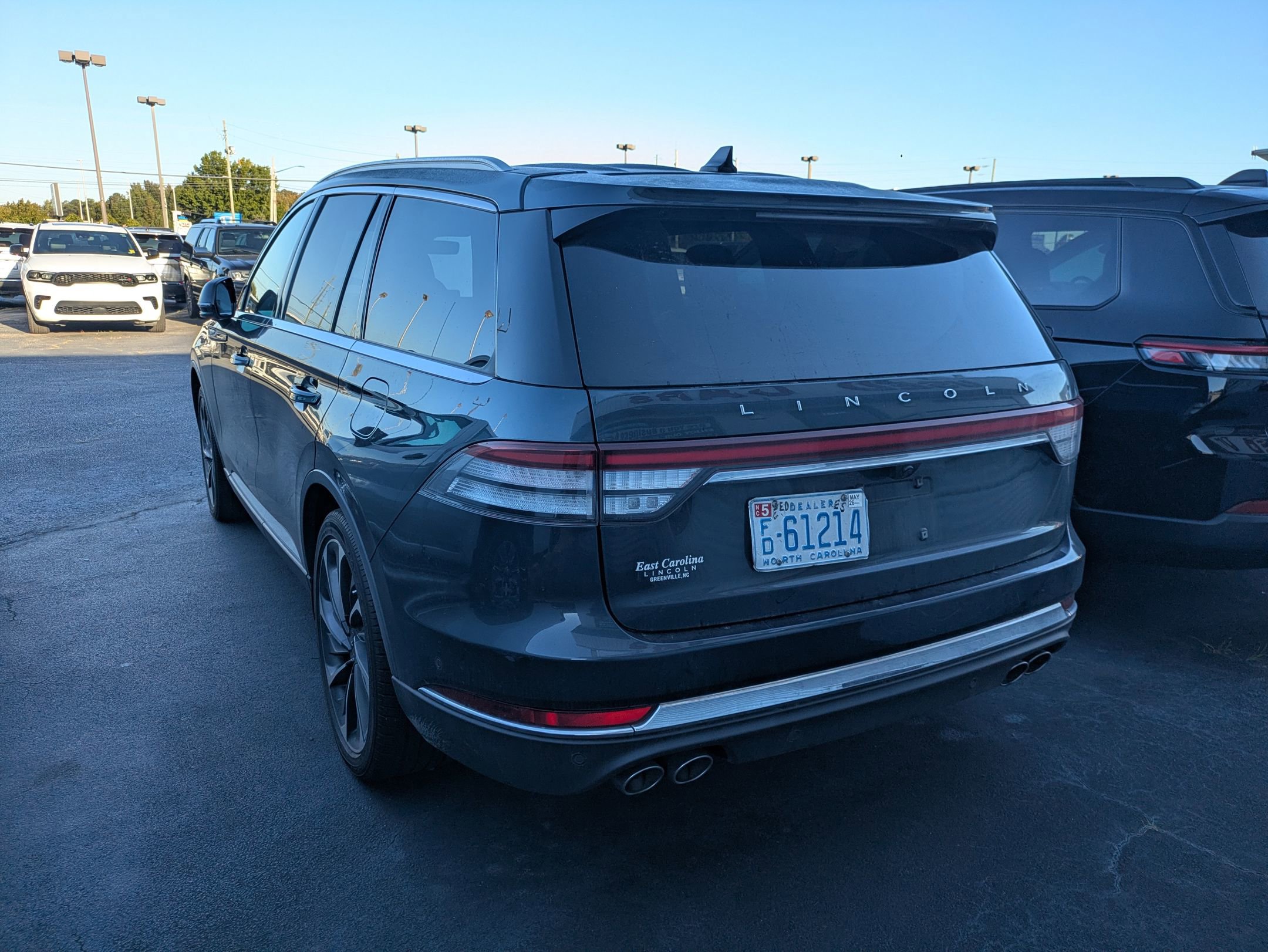 2023 Lincoln Aviator Reserve photo 2