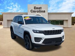 2024 Jeep Grand Cherokee Laredo SUV