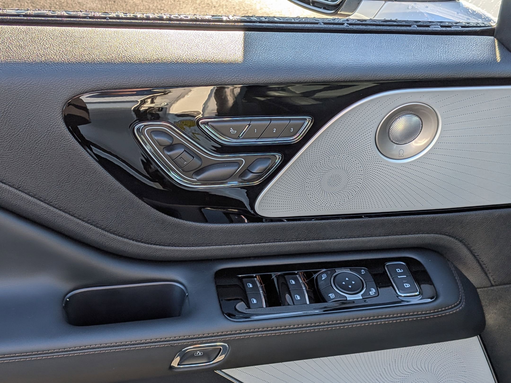 2026 Lincoln Aviator Reserve - Photo 11