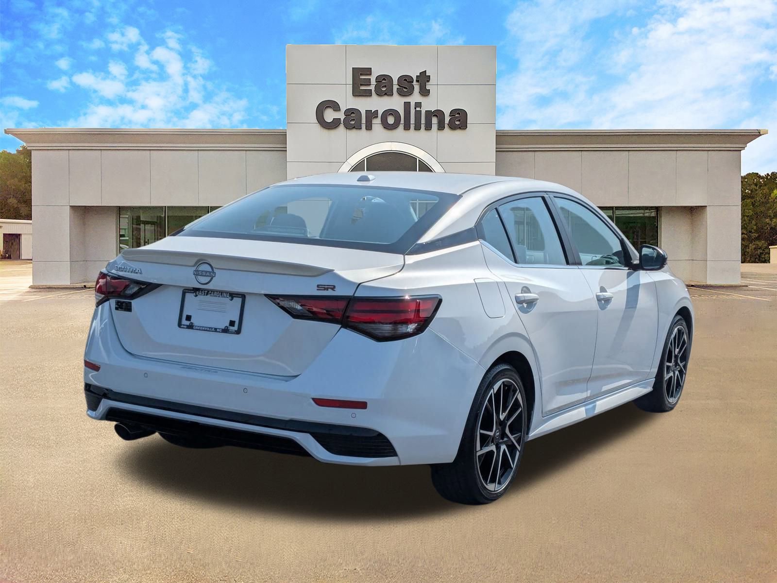 2024 Nissan Sentra SR photo 3