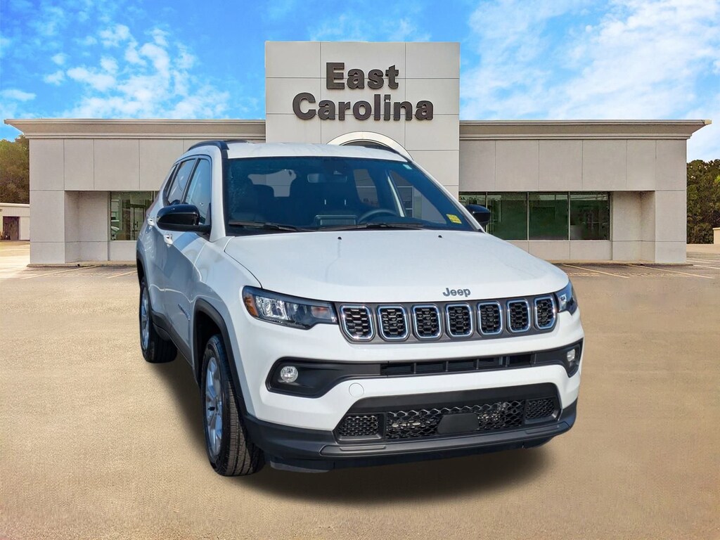 Used 2025 Jeep Compass Latitude SUV