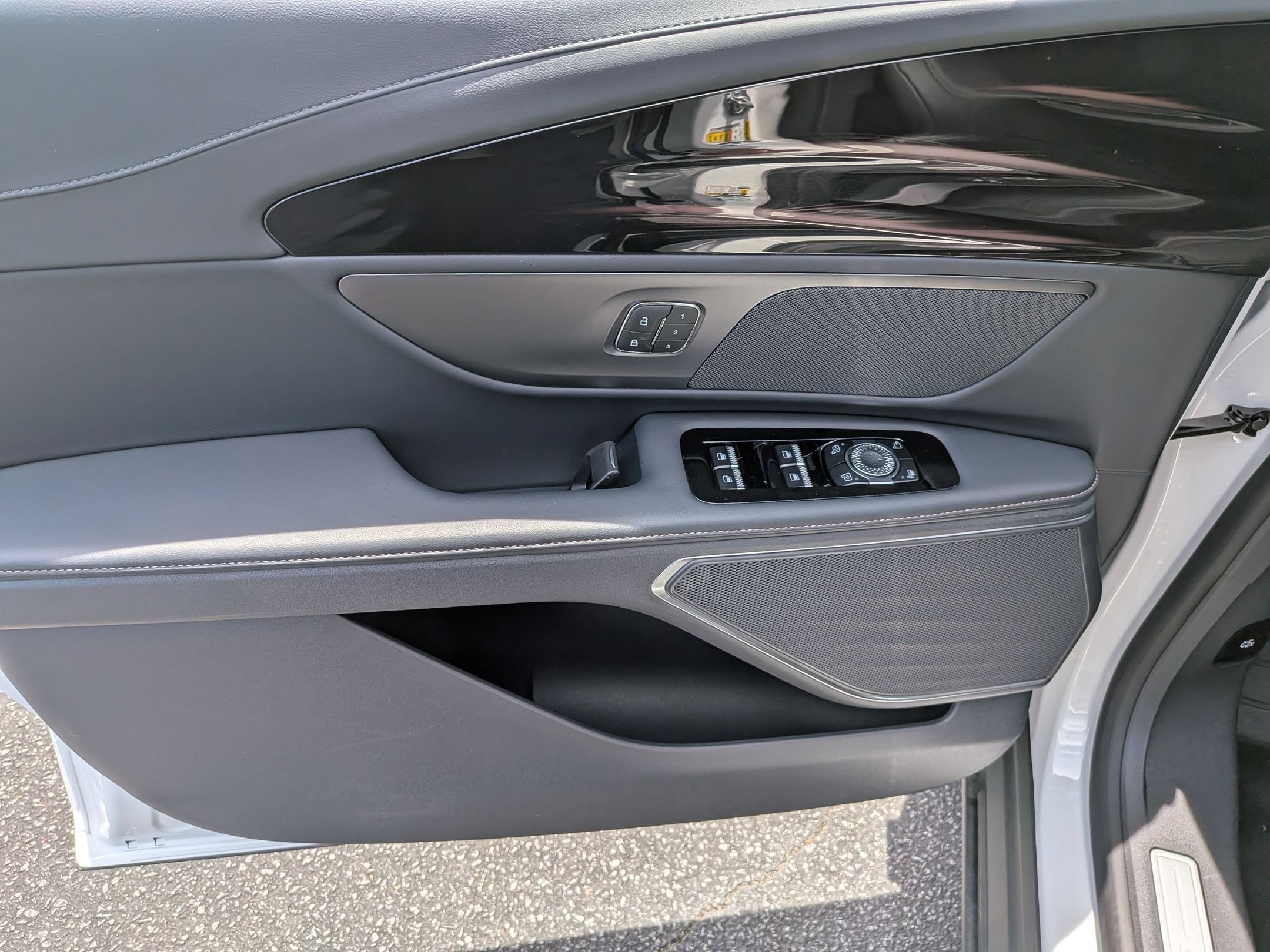 2026 Lincoln Nautilus Premiere - Photo 10