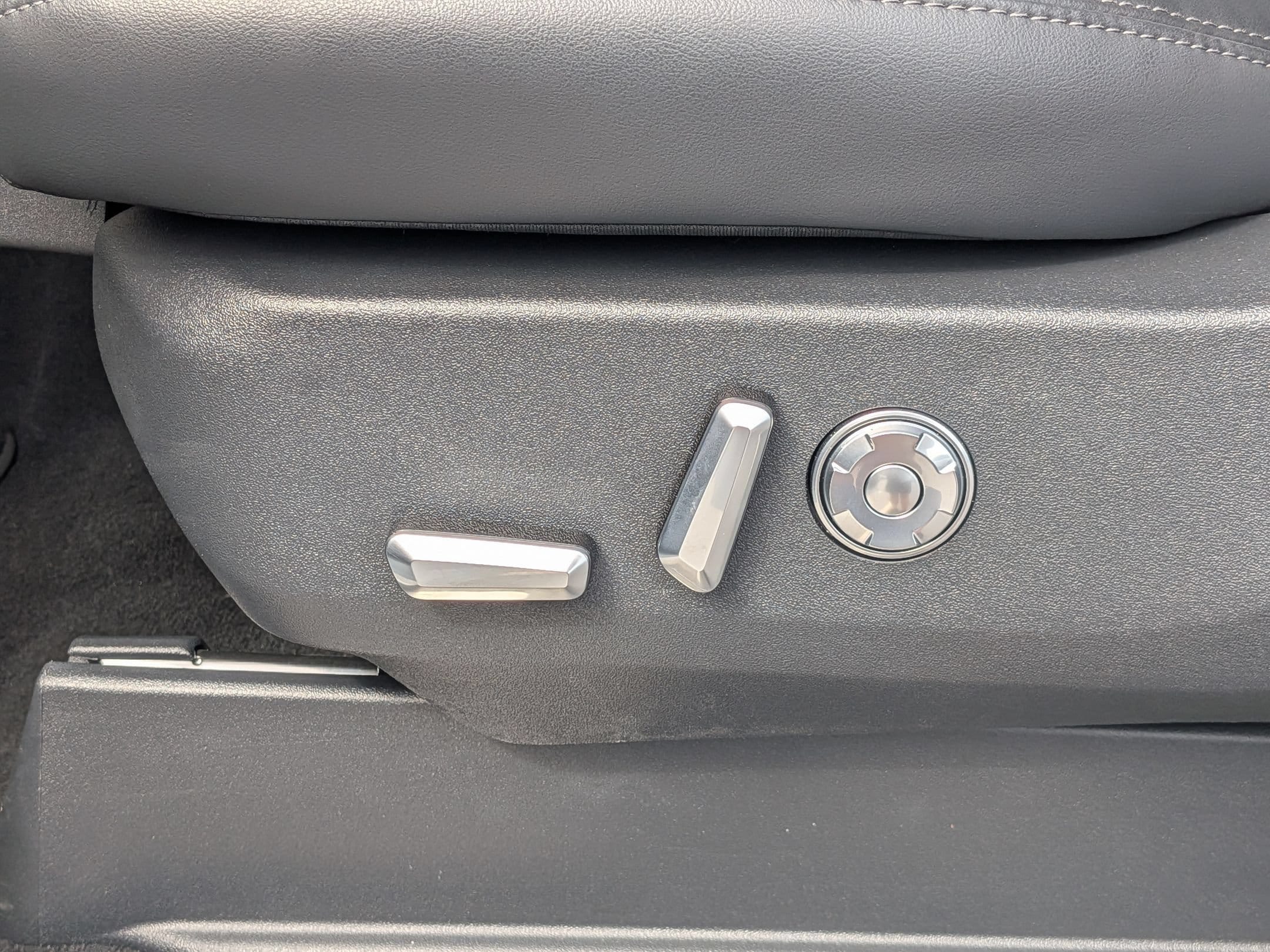 2026 Lincoln Navigator Reserve L - Photo 13